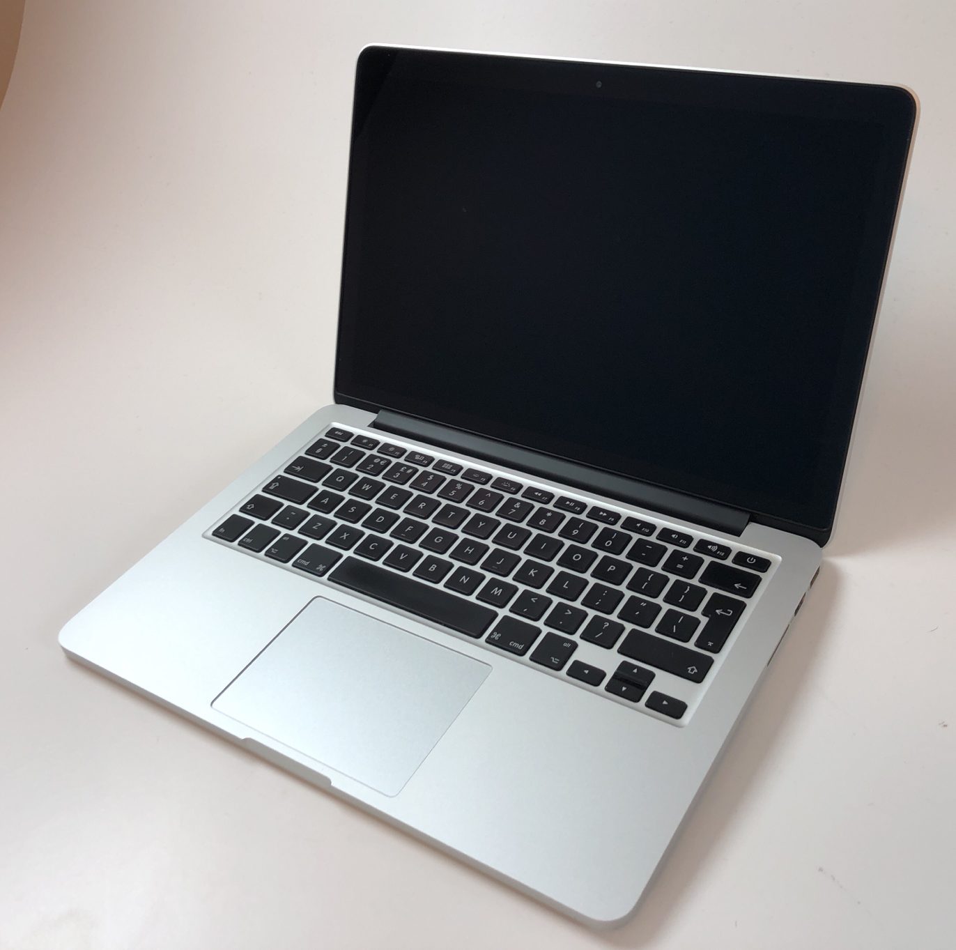 MacBook Pro Retina Intel Core I GHz GB RAM GB SSD Mid MResell Co Uk