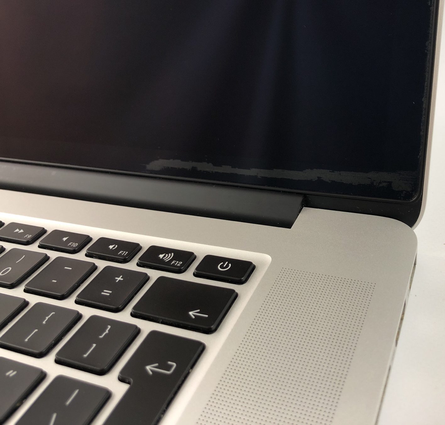 mresell macbook pro 2015