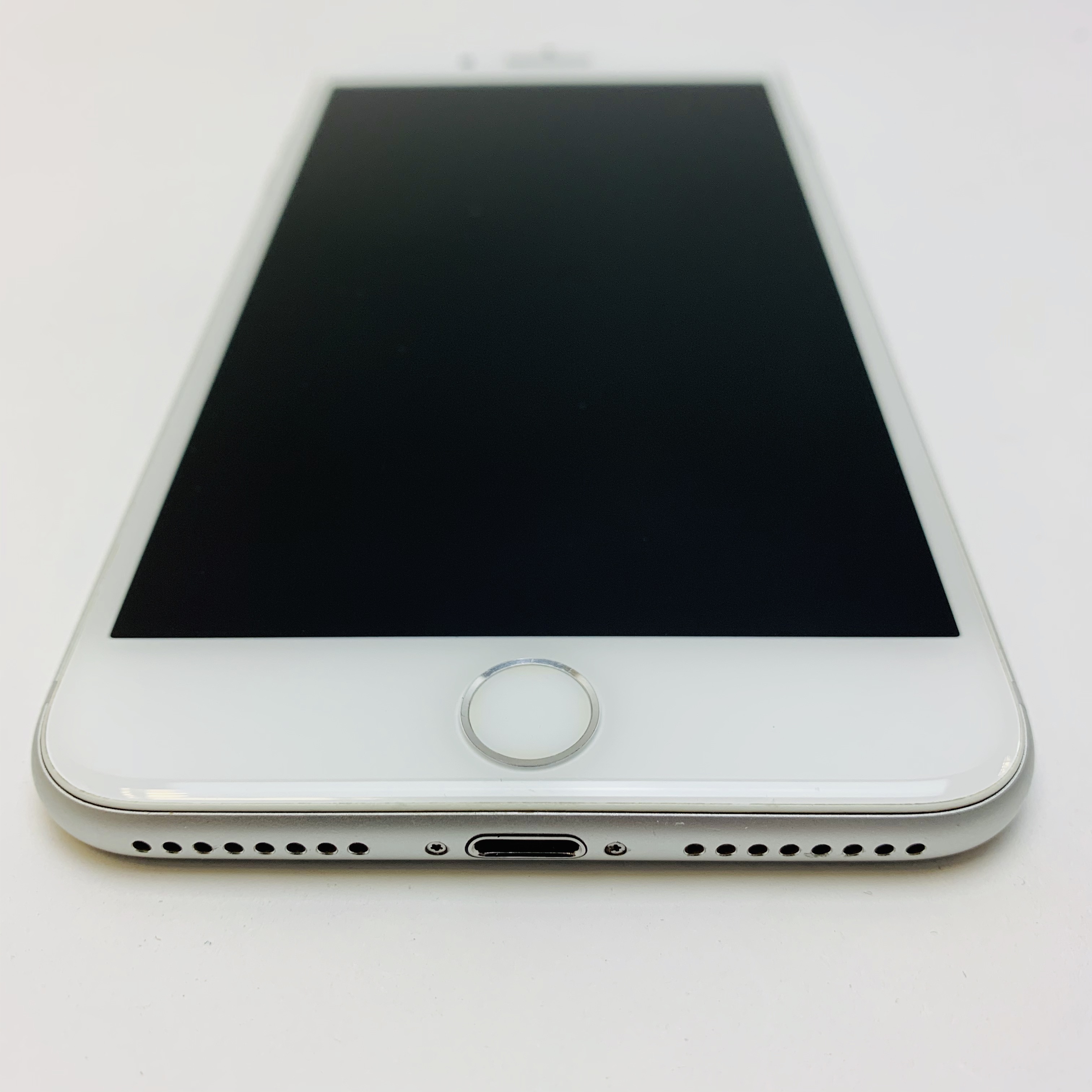 iPhone 7 Plus Silver 128 GB SIMフリー - スマートフォン本体