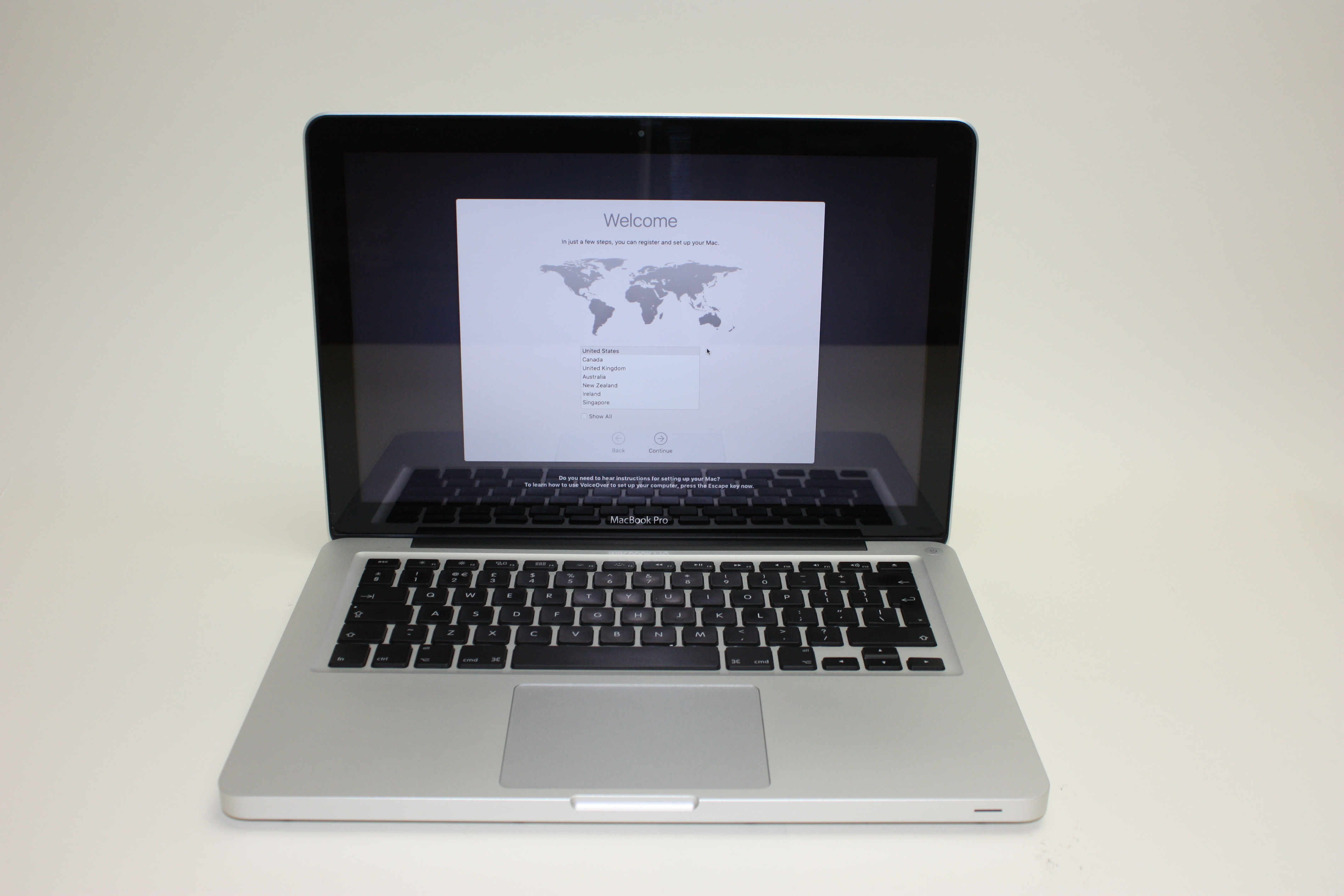 Refurbished MacBook Pro 13" 2.5 GHz Core i5 (I5-3210M) / 4 GB 1600 MHz