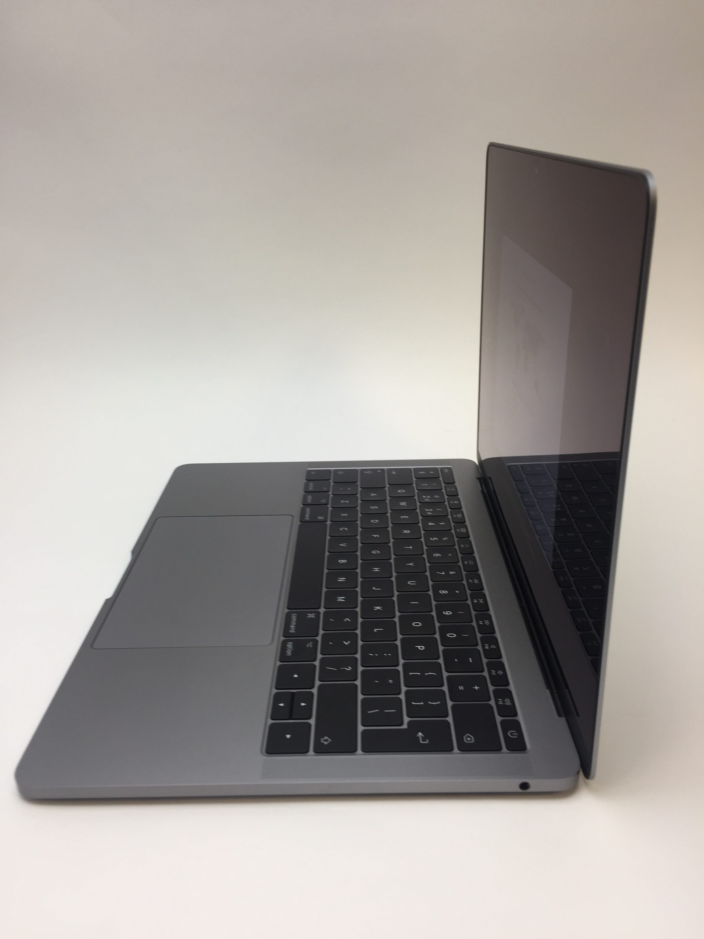 macbook pro mid 2017 i5