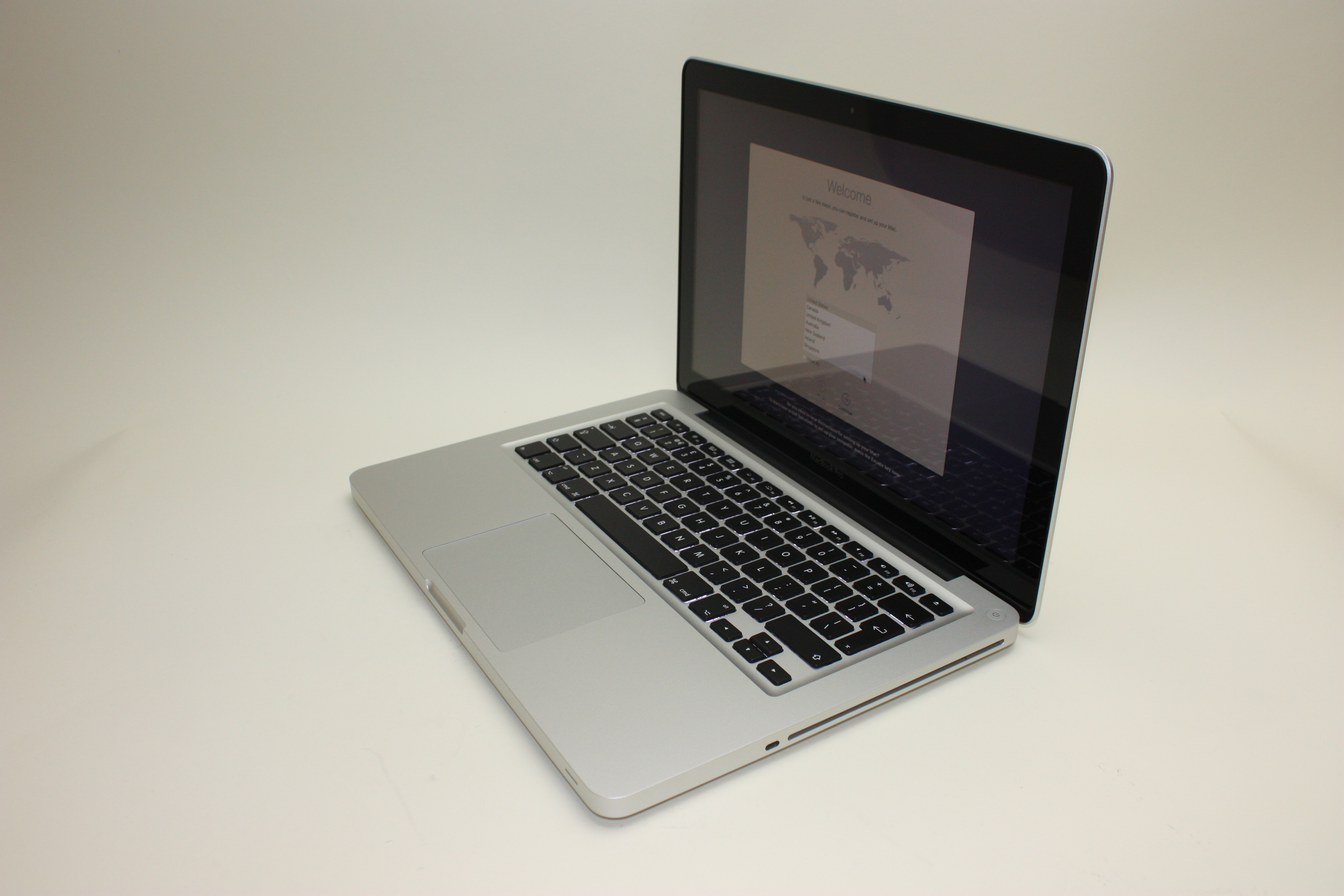 MacBook Pro (Retina 13-inch Early 2015) Core i5 2 7Ghz / memory