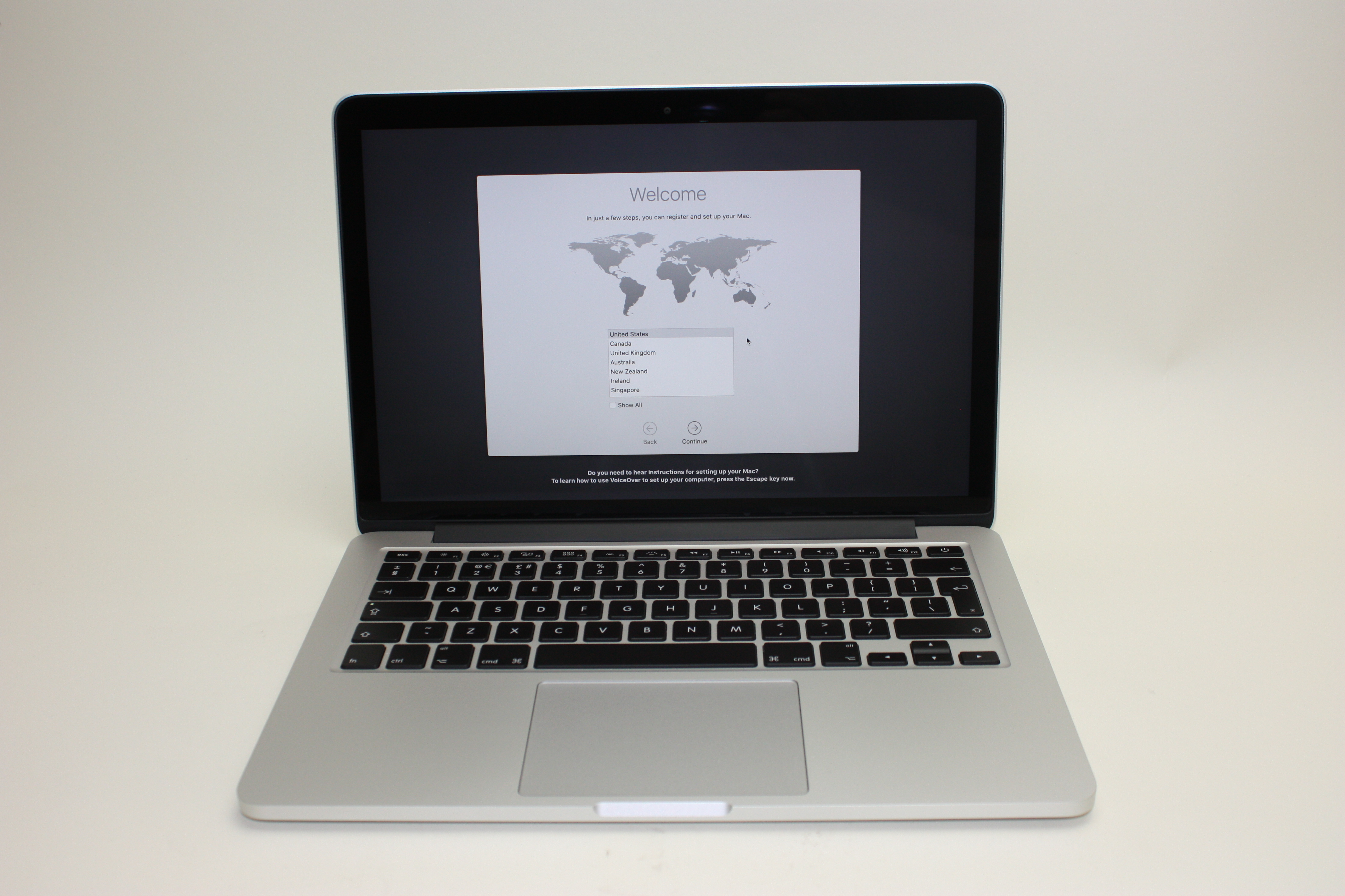 Refurbished MacBook Pro Retina 13" 2.7 GHz Core i5 (I5-5257U) / 8 GB