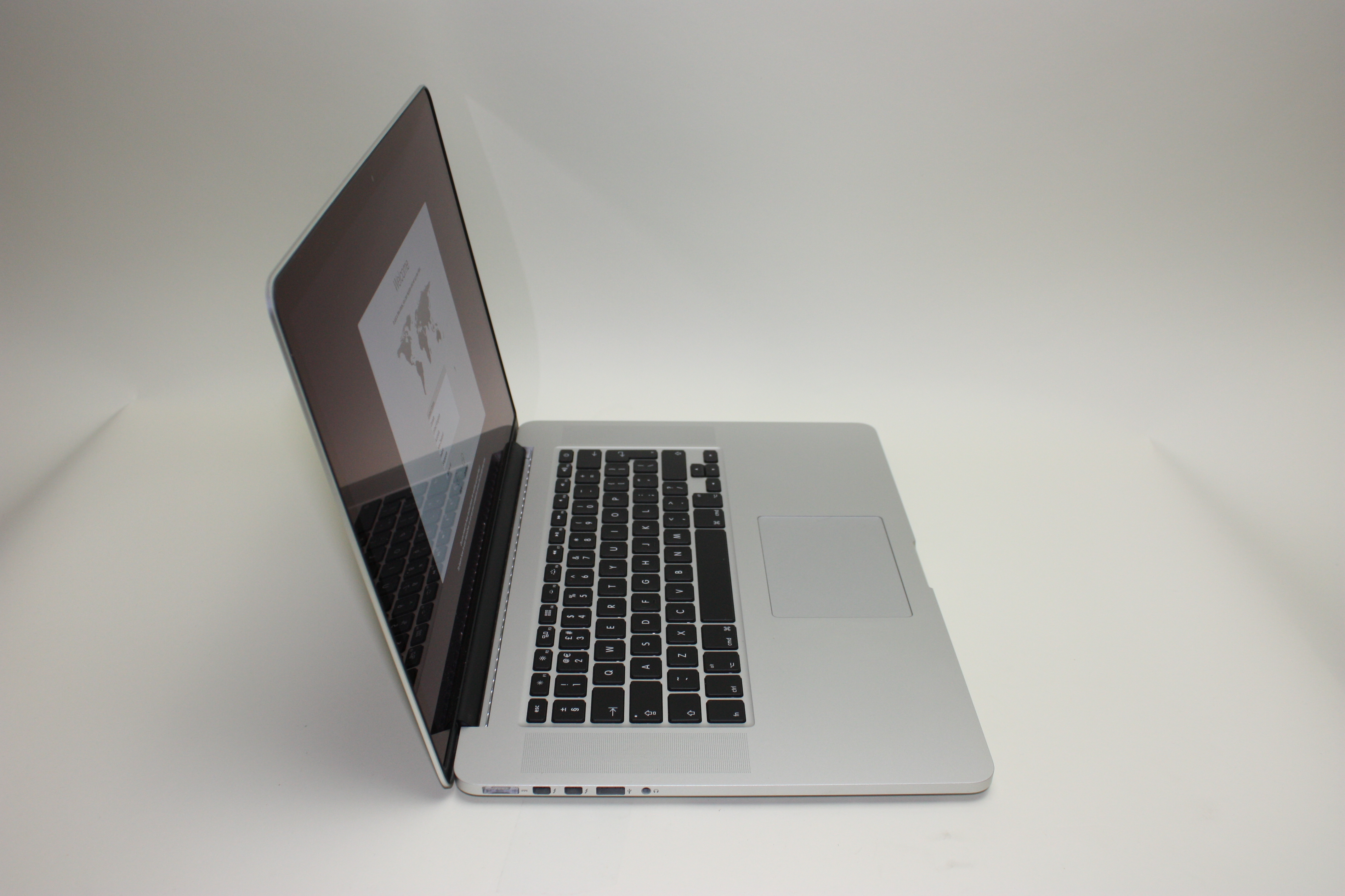 refurbished 2015 macbook pro 15 inch